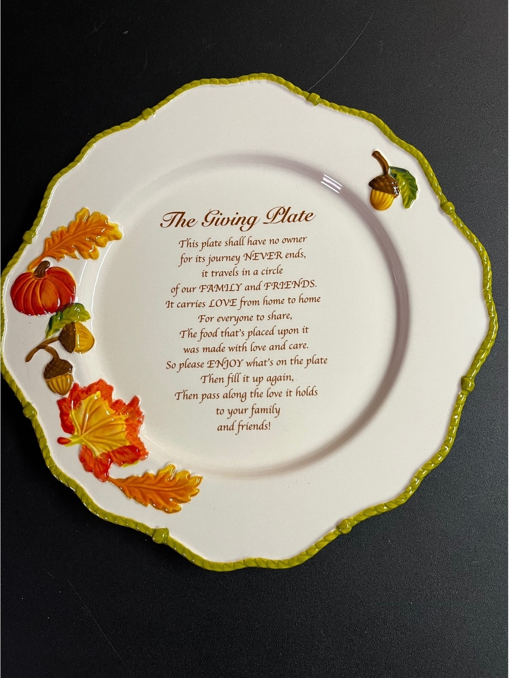 New Temp-tations by Tara 11 3/4” Giving Plate dish